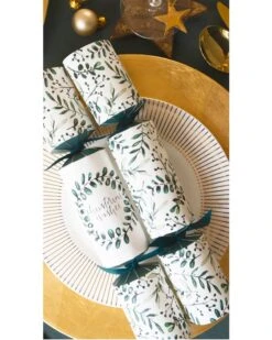 Kraft Botanical Leaves Christmas Crackers Pack Of 12 -PARTY SUPPLIES SHOP kraft botanical leaves christmas crackers pack of 12 kc0414 lifestyle