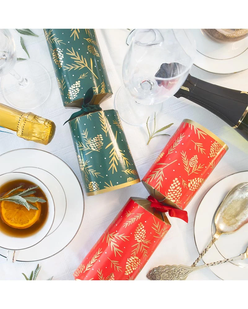 Red And Green Pinecone Christmas Crackers Pack Of 8 4 Red And Green Pinecone Christmas Crackers Pack Of 8 - Image 2